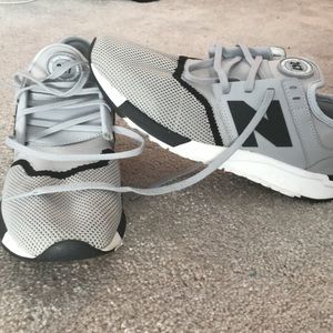 New Balance 247